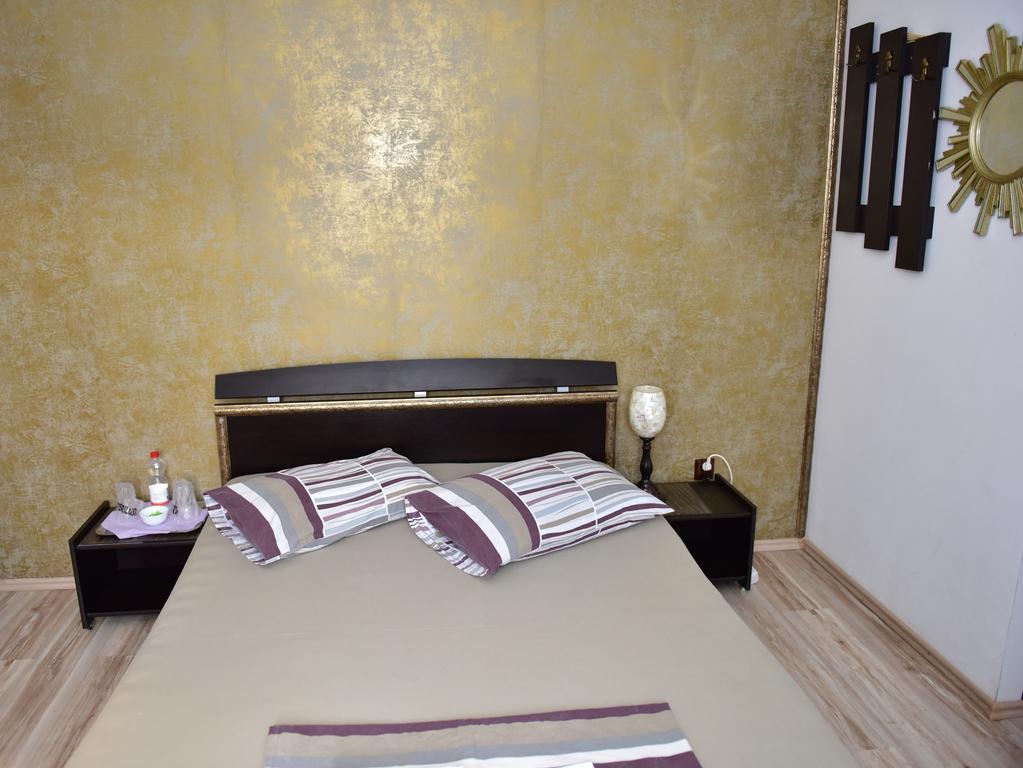 Pensiunea Dely_Cios Vălenii de Munte Exterior foto
